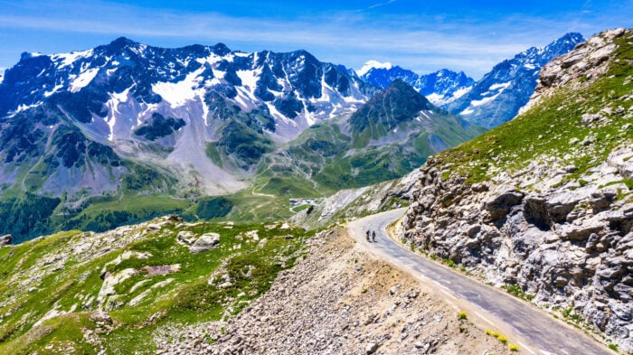 Col du Galibier et col du Lautaret (60 km) en moto 