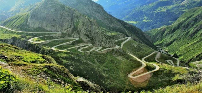 Route des Lacs du Jura (280 km) en moto 