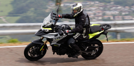 Benelli TRK 902 Stradale